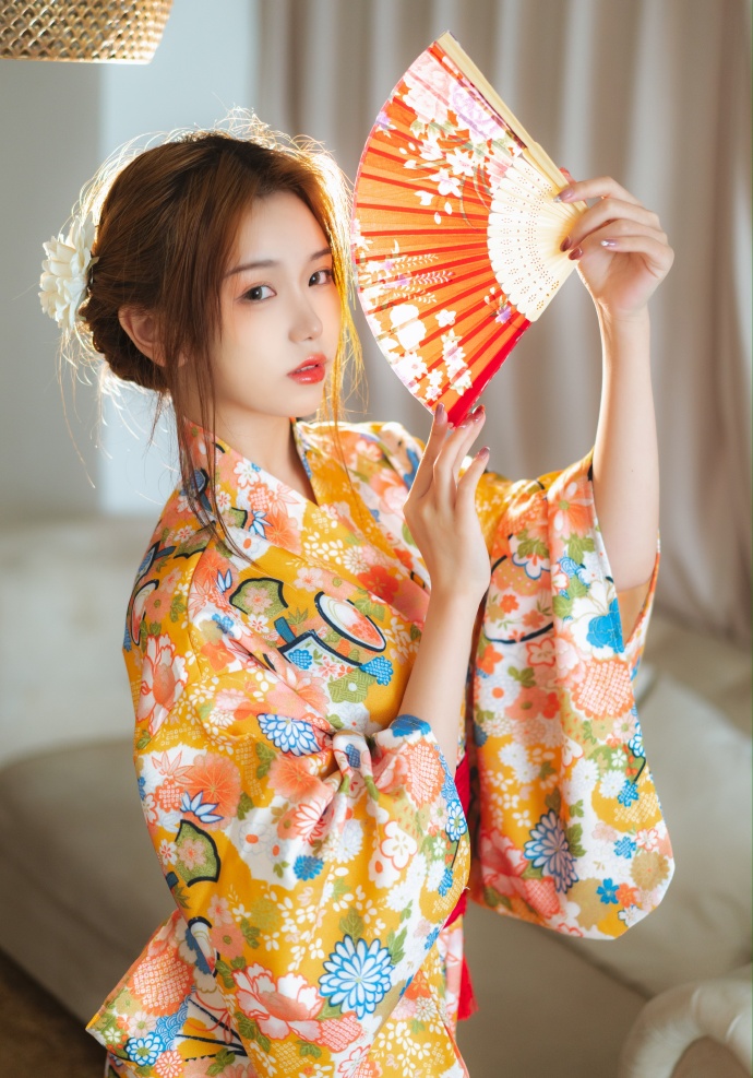 与凤行 封面
